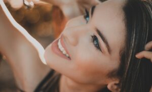 Il siero viso al latte d’asina, l’alleato anti-età che non sapevi di cercare